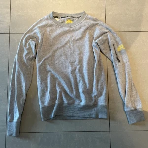 Acqua Limone tjocktröja grå - Storlek S! Priset går att förhandla🤍