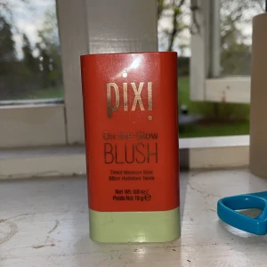 Pixi Blush (Juicy) - Säljer denna då jag inte använder den så mycket🫶🏻
