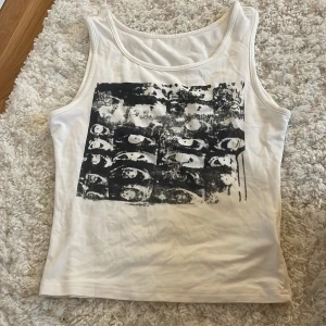 Topp - Super nice material 