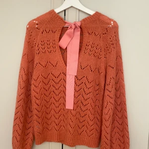 Fin stickad tröja - Så fin stickad tröja nu till sommaren o vintern💞🙌