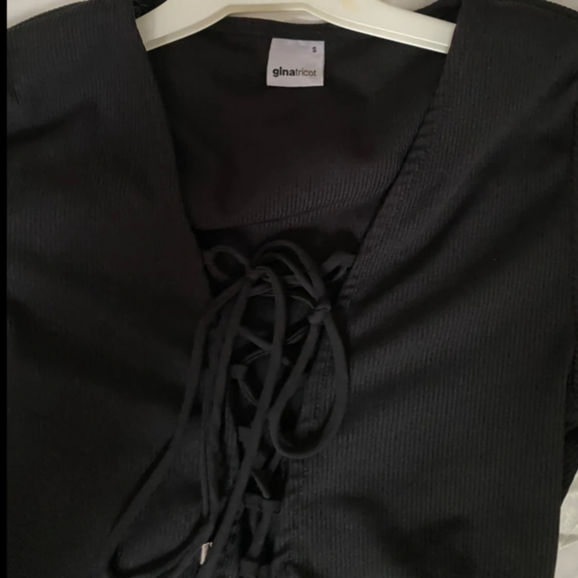 Tajt kortklänning - 93