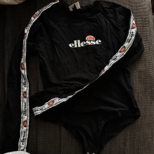 Ellesse body  - Ellesse body i storlek S använd 1 gång 