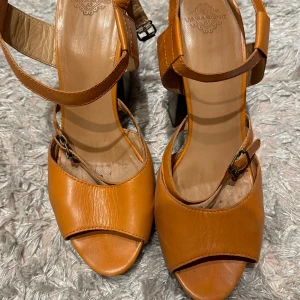 Dam skin skor  - Vagabond, skin  Storlek 40 180kr 