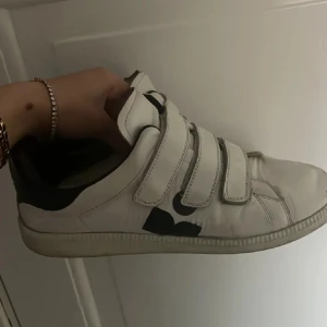 Isabel Marant skor  - Såå fina skor ifrån isabel Marant!! Sälj ej längre, lite slitna därav priset