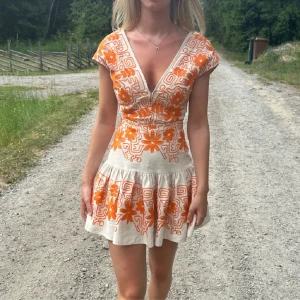 Maje klänning  - Finaste maje klänningen. Tyvär passar den inte mig längre:( nypris 4200kr