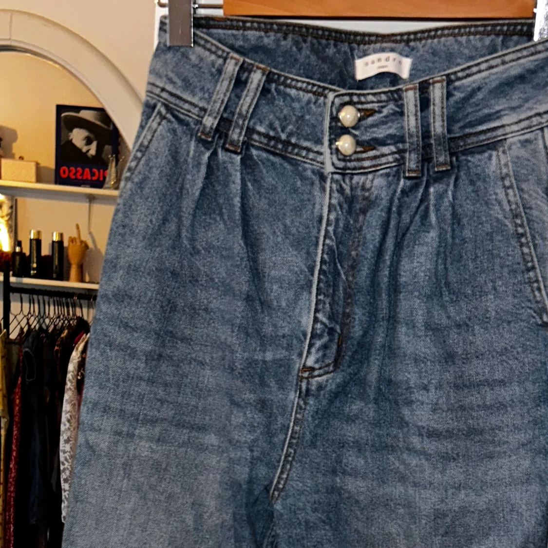 Jeans med pärlknappar - 90