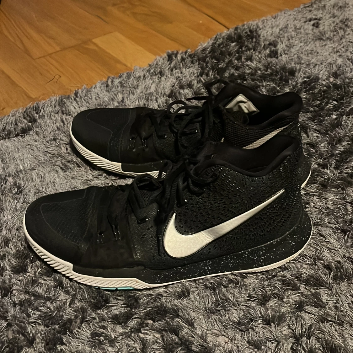 Kyrie 3 black ice - 90
