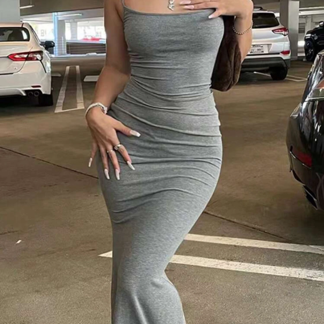 Lång tight klänning - 92