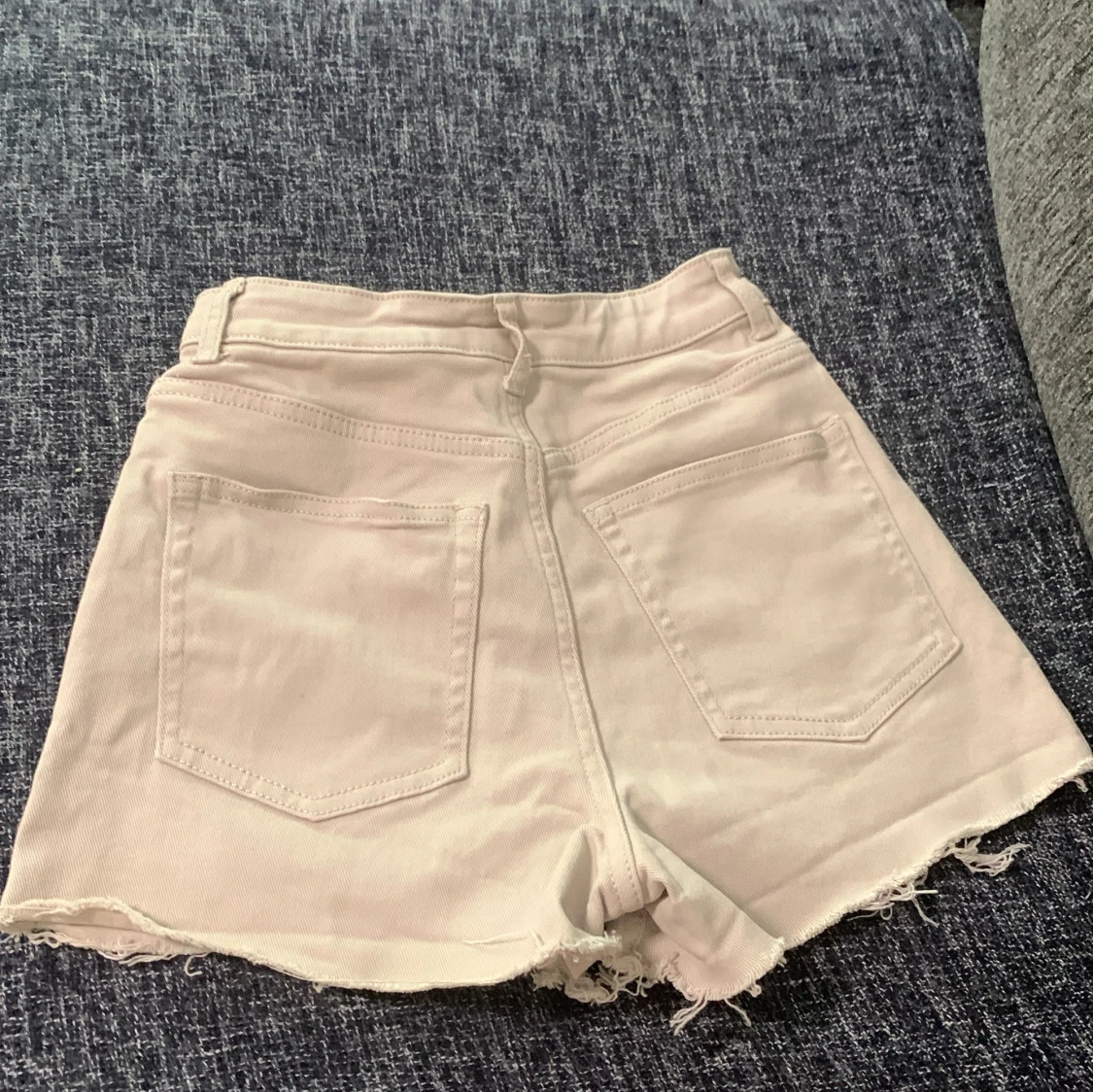 Beige shorts - 90