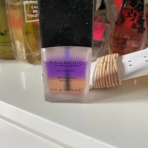 Nagelolja - Olja som får naglarna att må bra och växa 