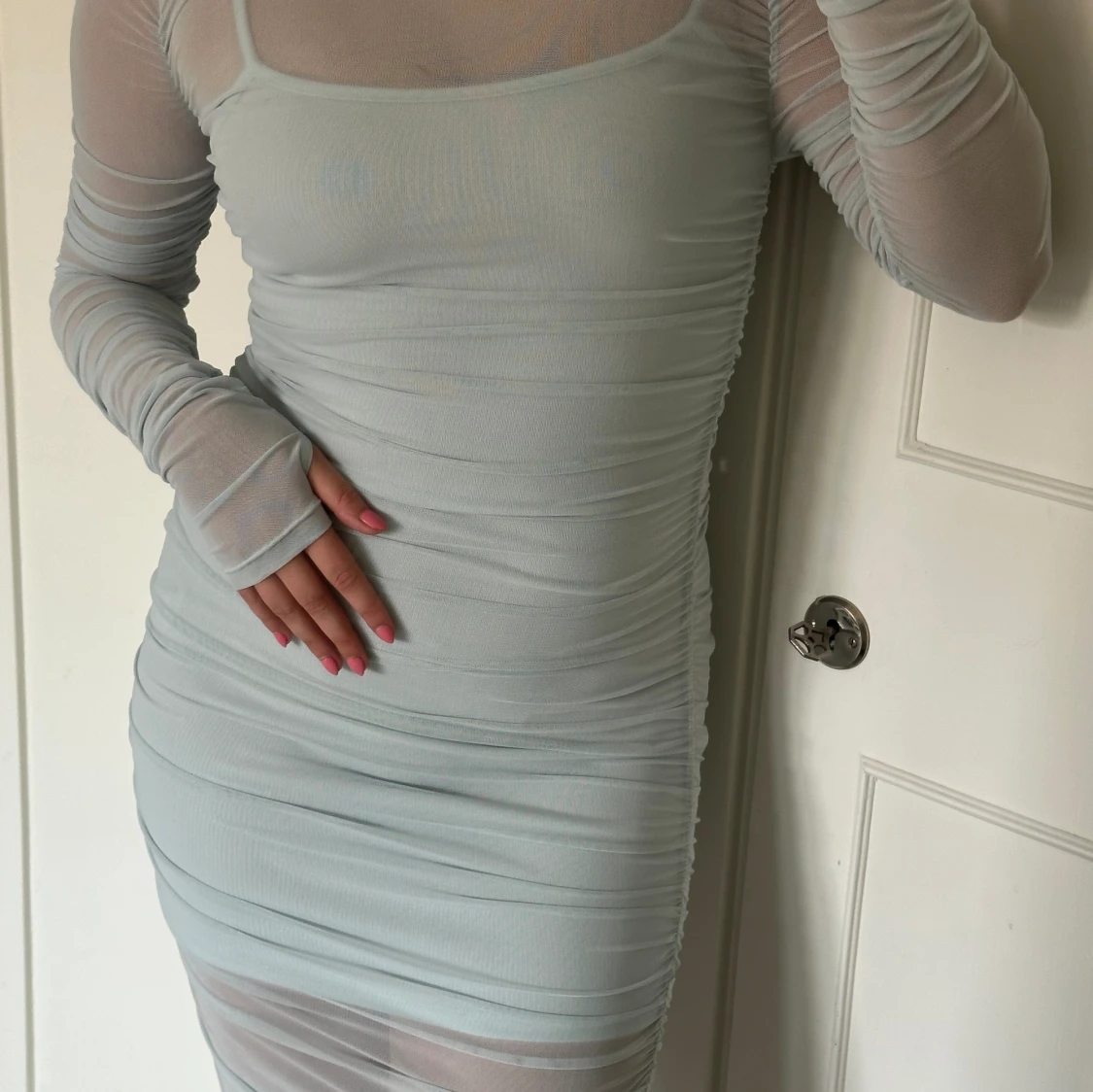 Ljusblå meshklänning - 92