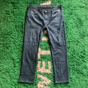 Levis 511 jeans - Sköna Levis jeans i modellen 511. Uppskattat skick 8/10. Skicka ett meddelande innan köp!