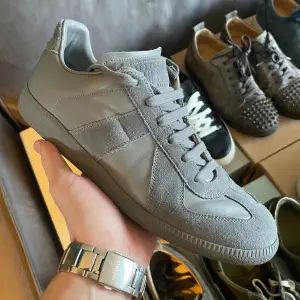 Maison Margiela Gats Sneakers Grå Size 40 Cond 9/10 Box medföljer!