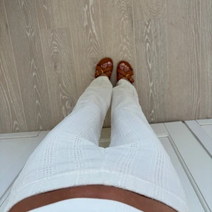 Virkade byxor  - Sjukt fina virkade/ stickade byxor som är helt perfekta nu till sommaren😍