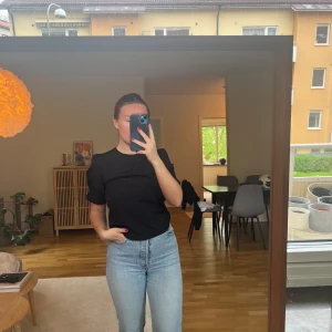 Blus - Supersöt blus med puffärm