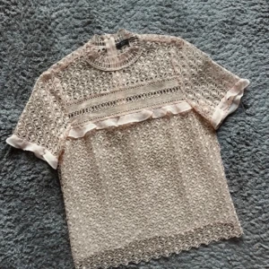 Zara blus  - Jätte söt, slutsåld blus fårn zara 💗