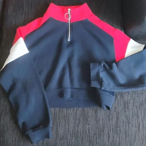 Croopad tröja  - Knappt använd tröja. Stl xs. 