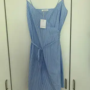 Ny, ej använd klänning från Samsøe samsøe 