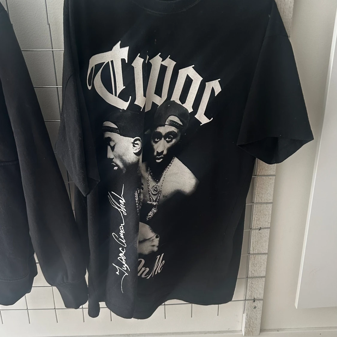 Tupac t shirt - 90