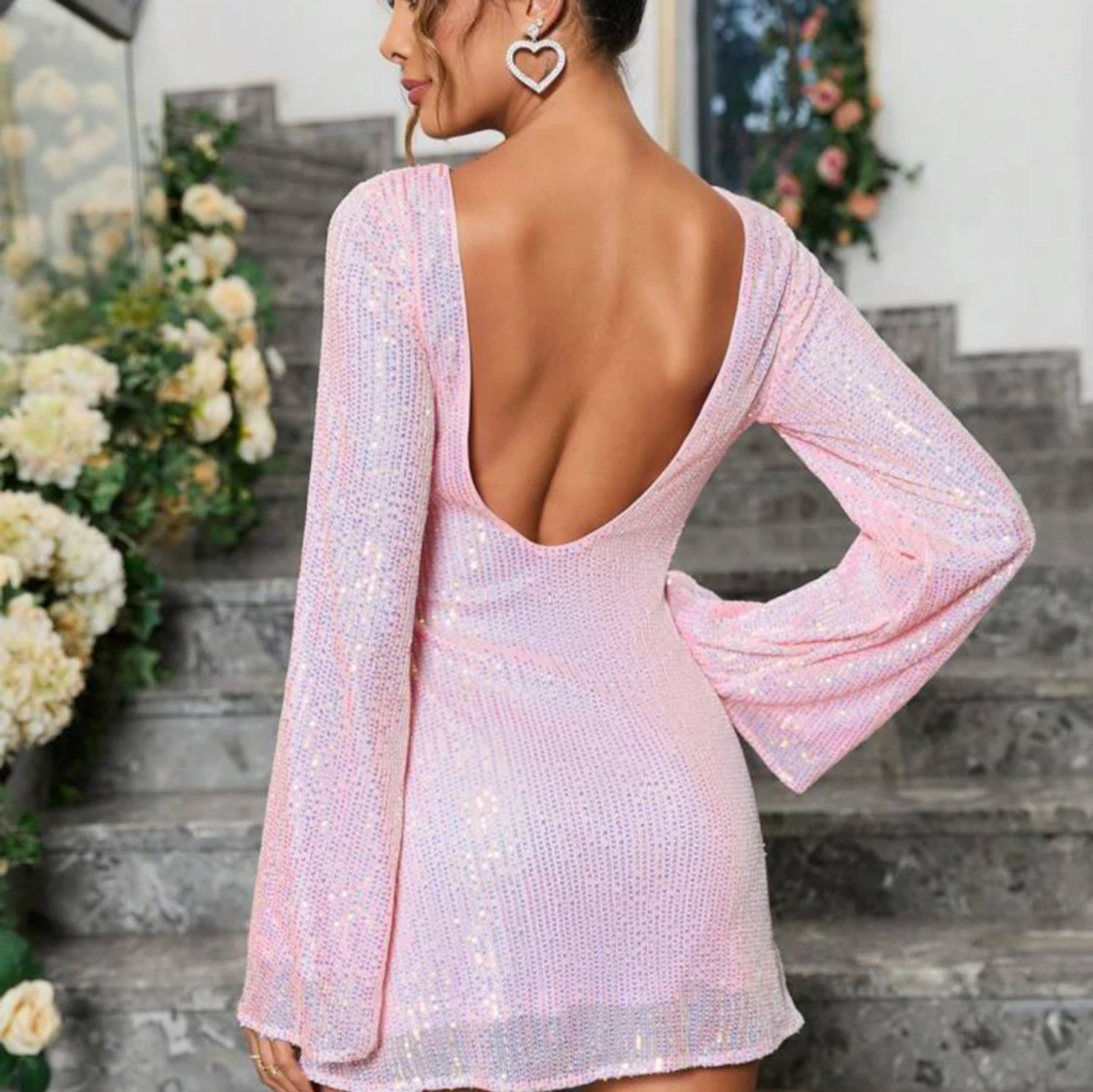 Öppen rygg klänning