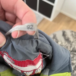 Välikausi asu  - Henkselihousut ja takki 