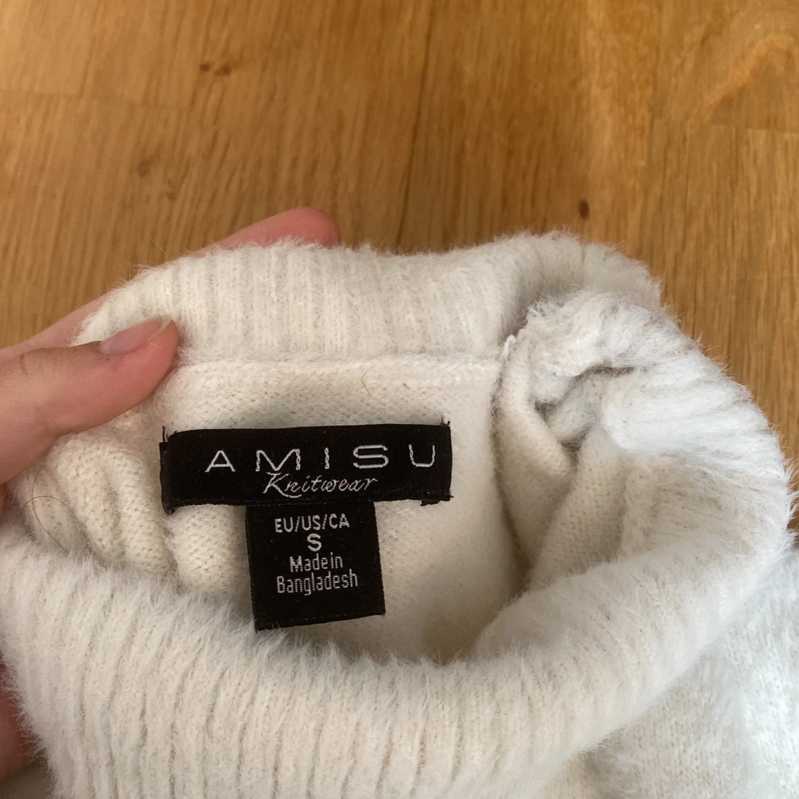 Vit mysig polotröja - 90