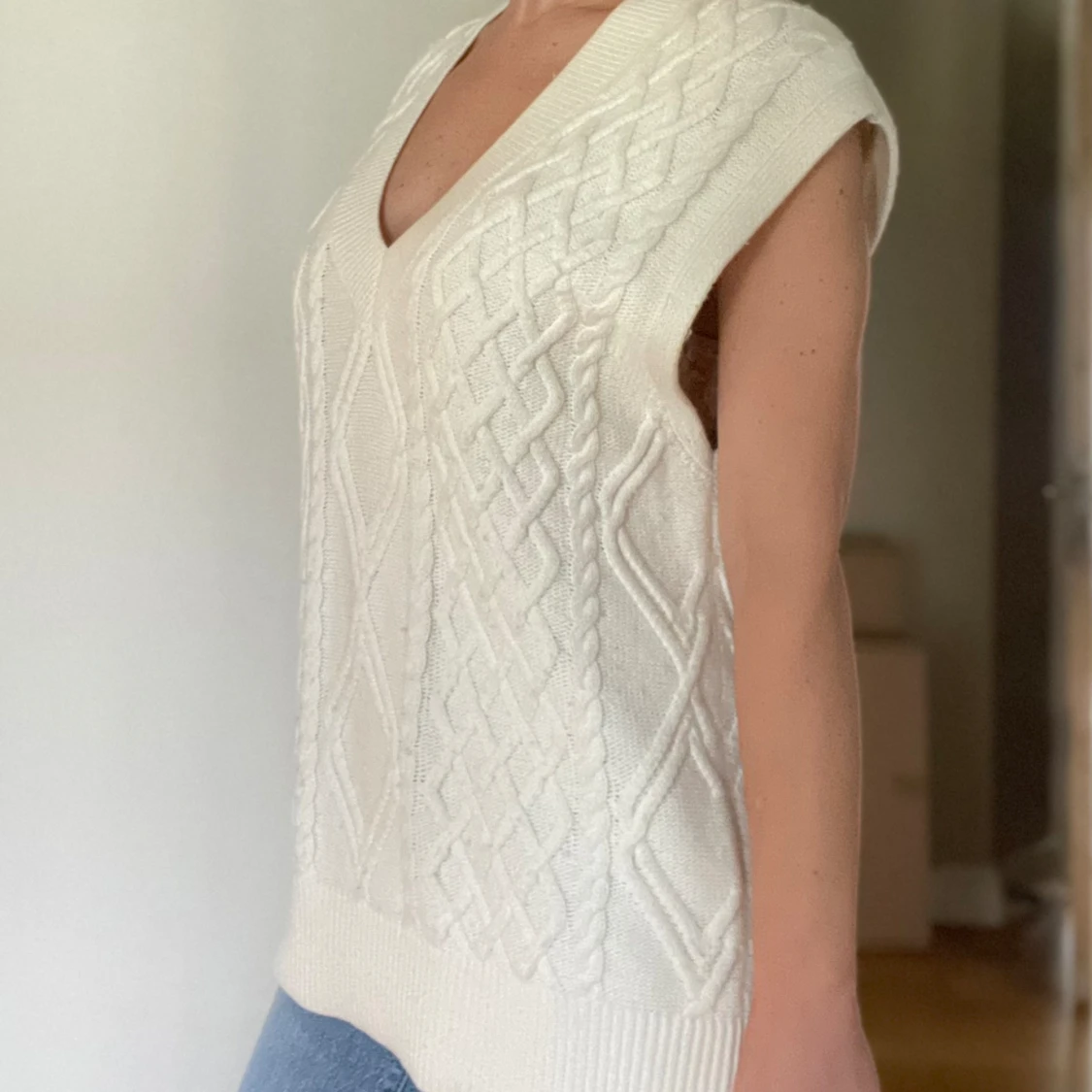 Stickad slipover från & Other Stories - 91