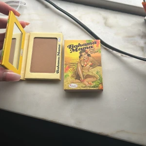 bahama mama bronzer - säljer mitt bronzer (endast testad en gång) från märket ”the Balm” 🫶🏼