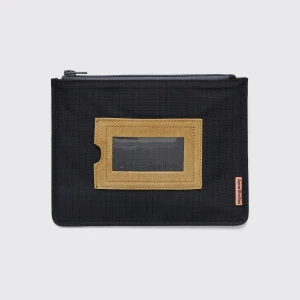 ACNE STUDIOS RIBSTOP NYLON POUCH - Aldrig använd, nyskick!