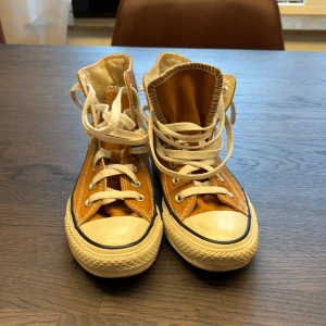 Converse st36 - Bruna converse i nyskick