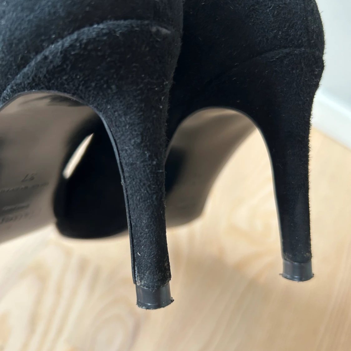 Flattered Charlie Suede - 91