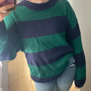 Stickad tröja - Stickad tröja från hm i strl S, endast provad och lappen finns kvar☺️nypris 150kr