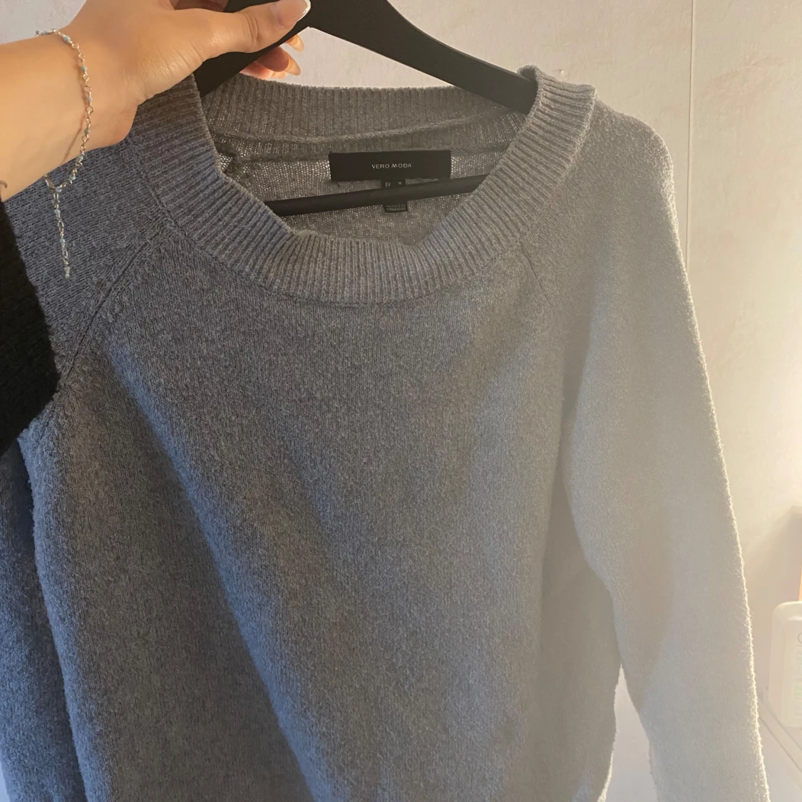 Grå stickad tröja - 91