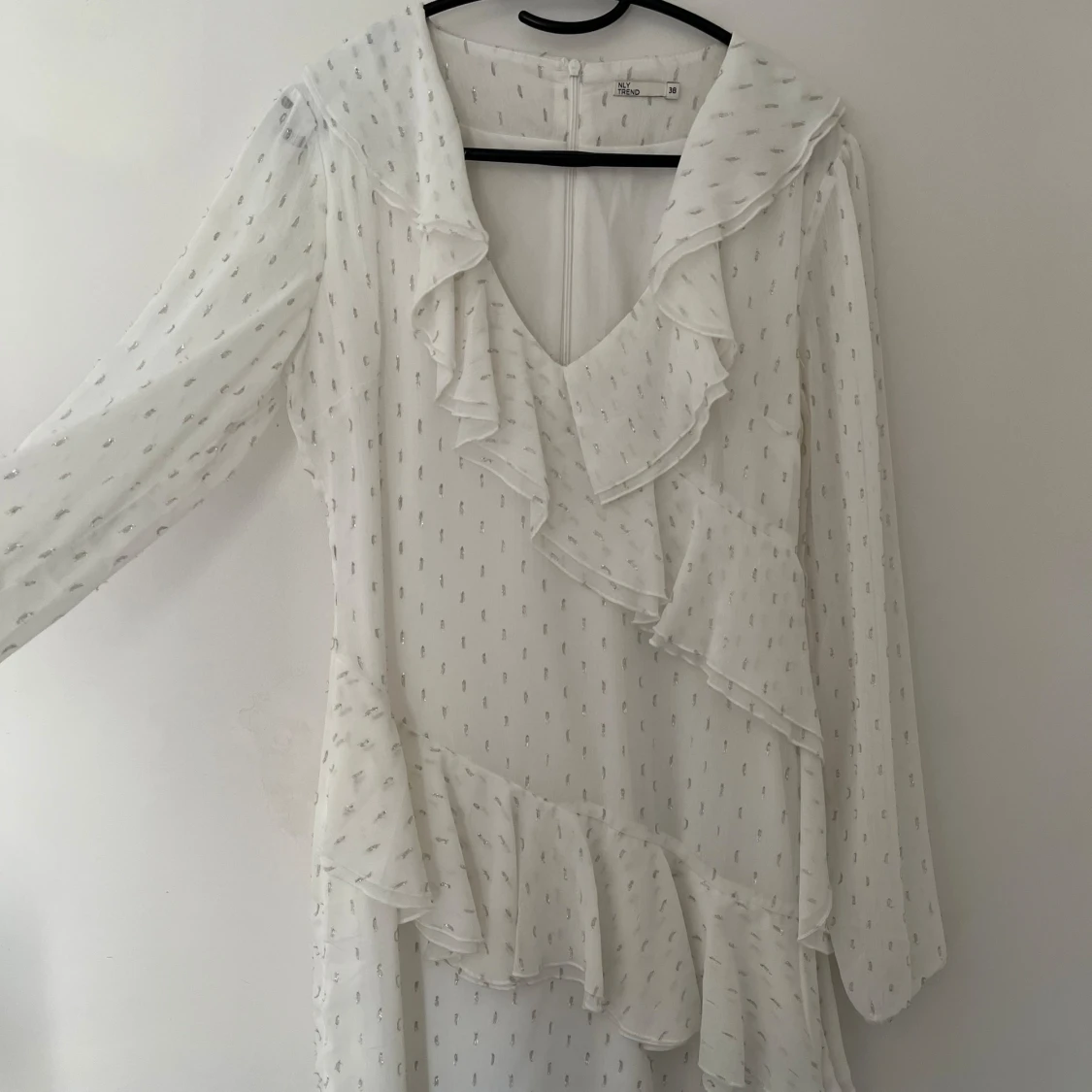 Kort vit klänning  - 92