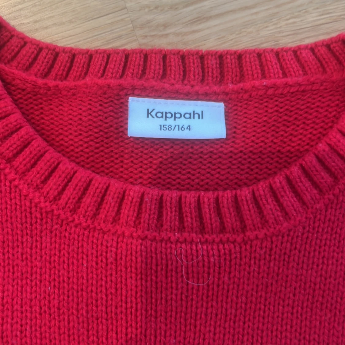 Söt stickad jultröja till barn.  - 90