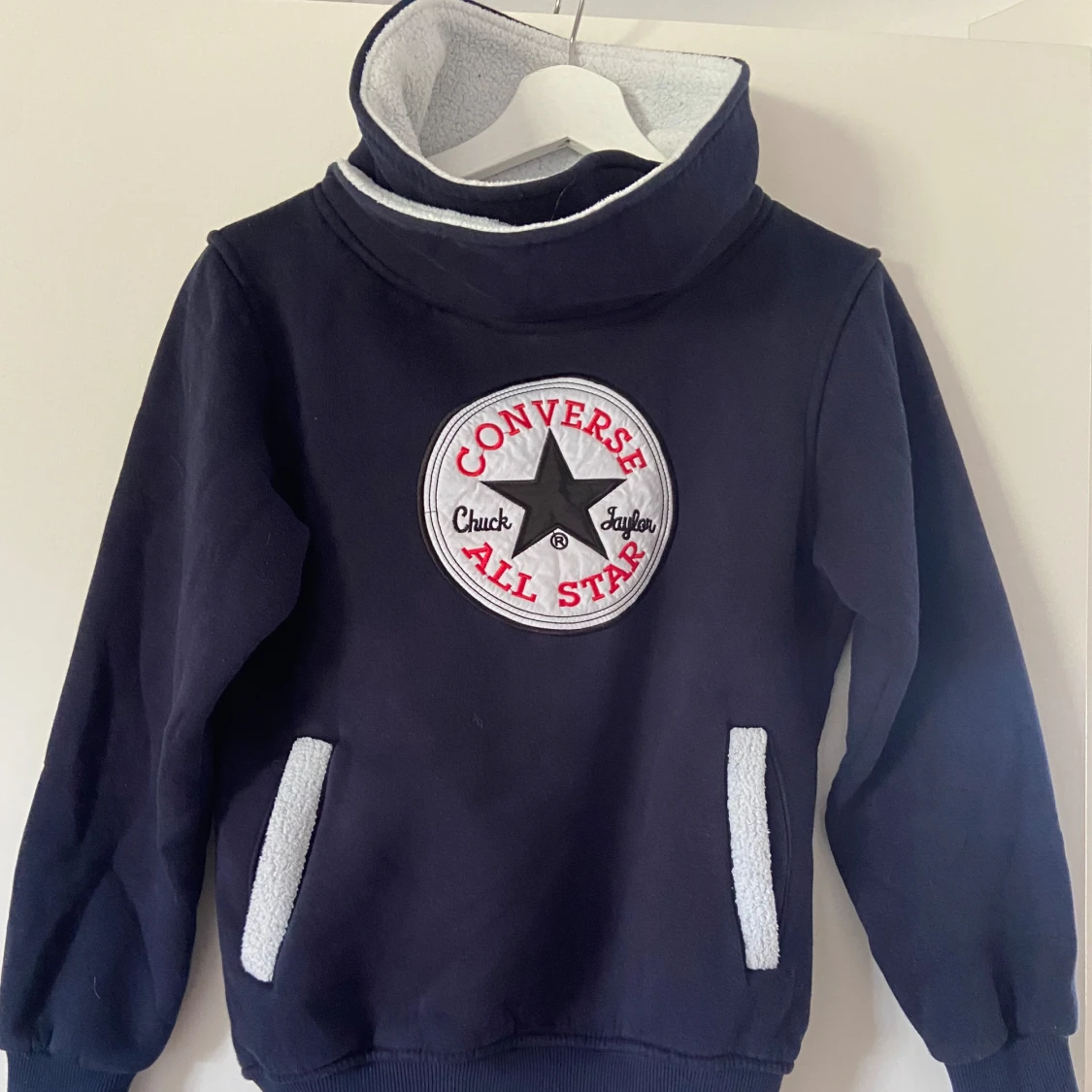Converse hoodie  - 91
