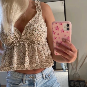 Topp  - Säljer detta linne så fint 🩷