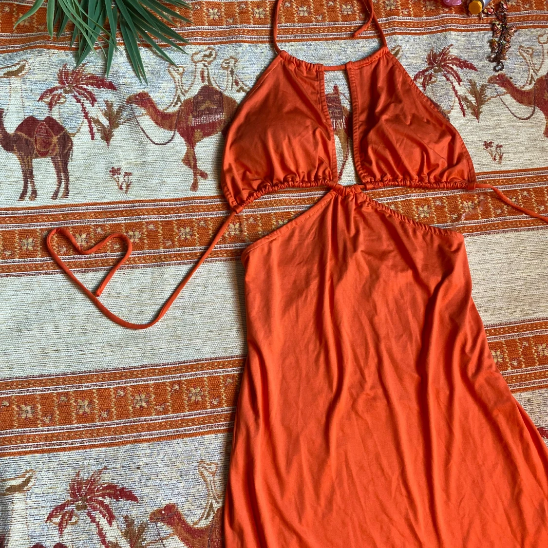 Orange somrig klänning  - 91