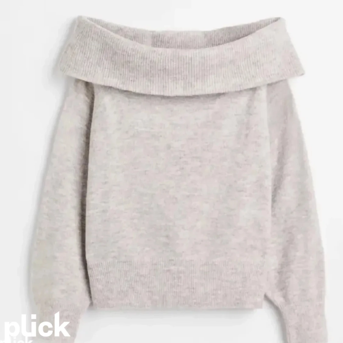  Stickad off shoulders tröja 