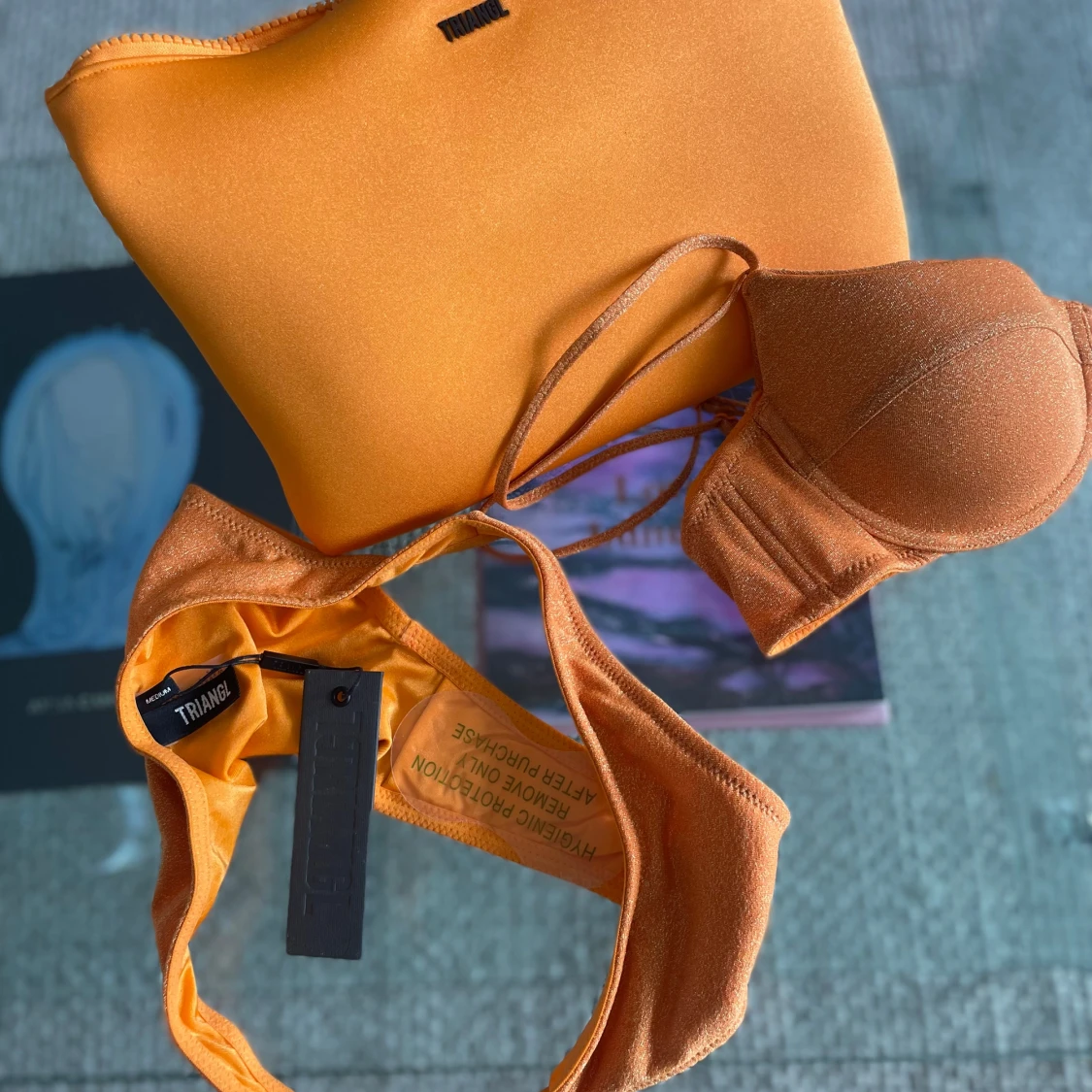 TRIANGL - SARIA PAPAYA SPARKLE - 90