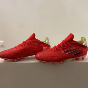 Speedflow fotbollsskor  - Tja, nu säljer jag mina speedflow fotbollskor i toppen skick. Dom är helt oanvänd och har inga defekter 