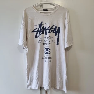 Stussy t-shirt  - Bra skick inga fläckar 