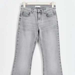 Gina bootcut jeans - Skriv för mer bilder o priset kan diskuteras