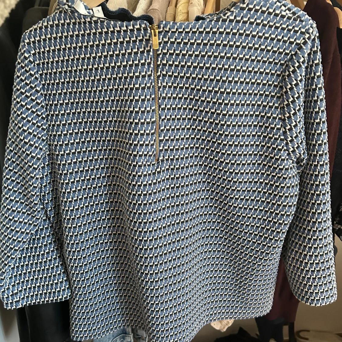 Söt blå blus  - 90