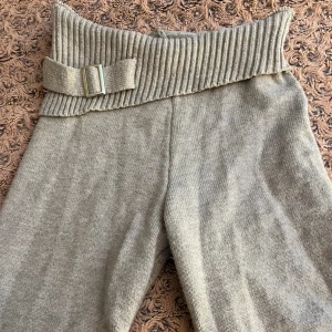 Mjukisar - Dom här mjukisarna är jätte sköna och bekväma men tyvärr förstora. Har använt dom två gånger men inget mer.