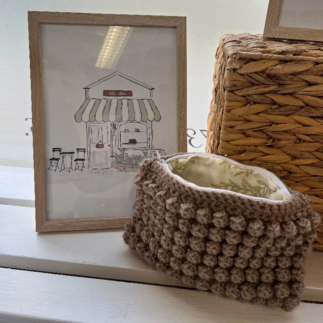 Necessär mellan - Mörkbeige 