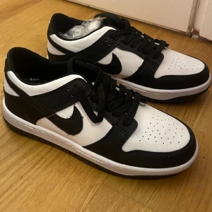 Svarta Dunks  - Nystick💗