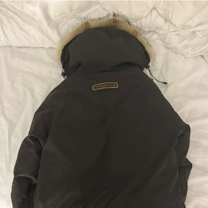 Canada goose jacket - Never worn No flaws/defects in the jacket Open to suggestions  
