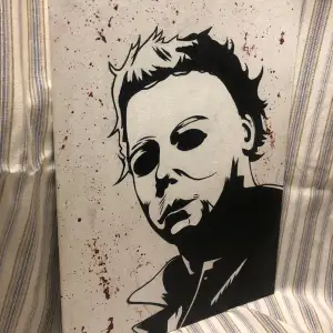 Handmålad tavla med motiv på Michael Myers från skräckfilmen Halloween 