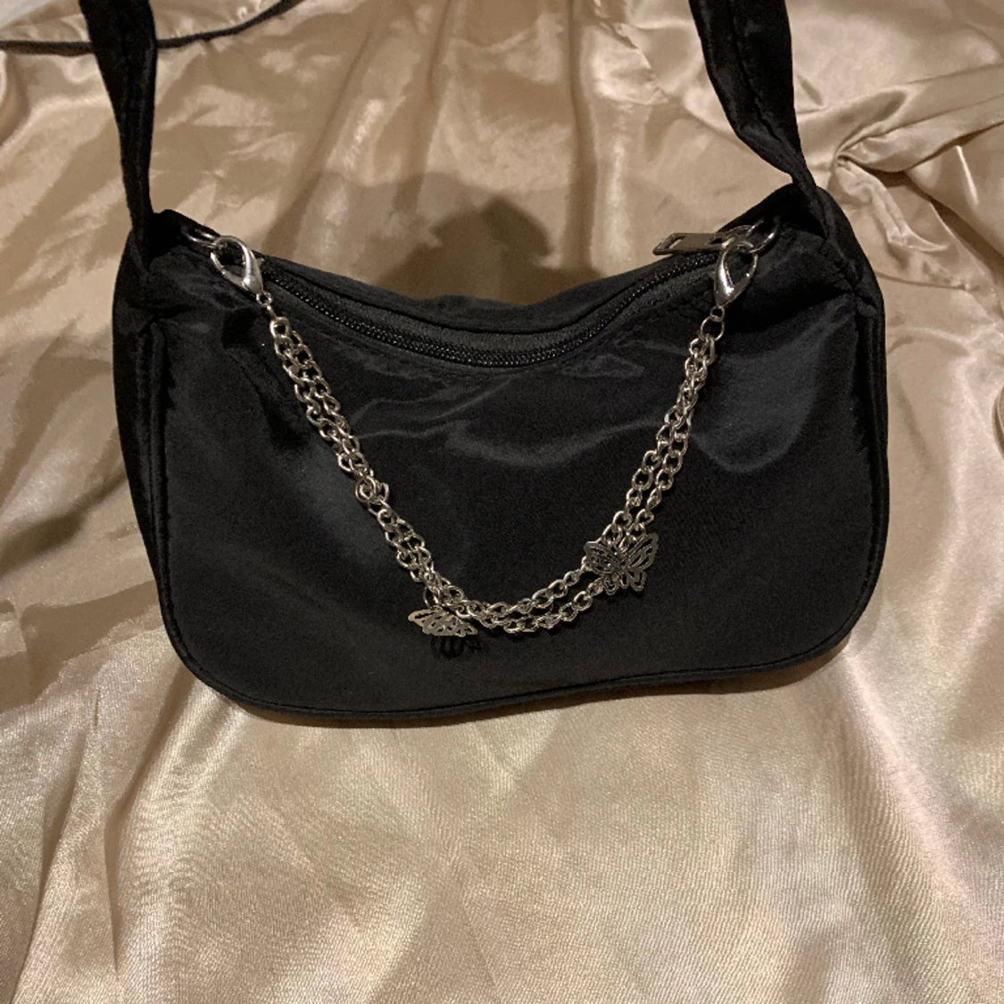 Svart väska  - 90